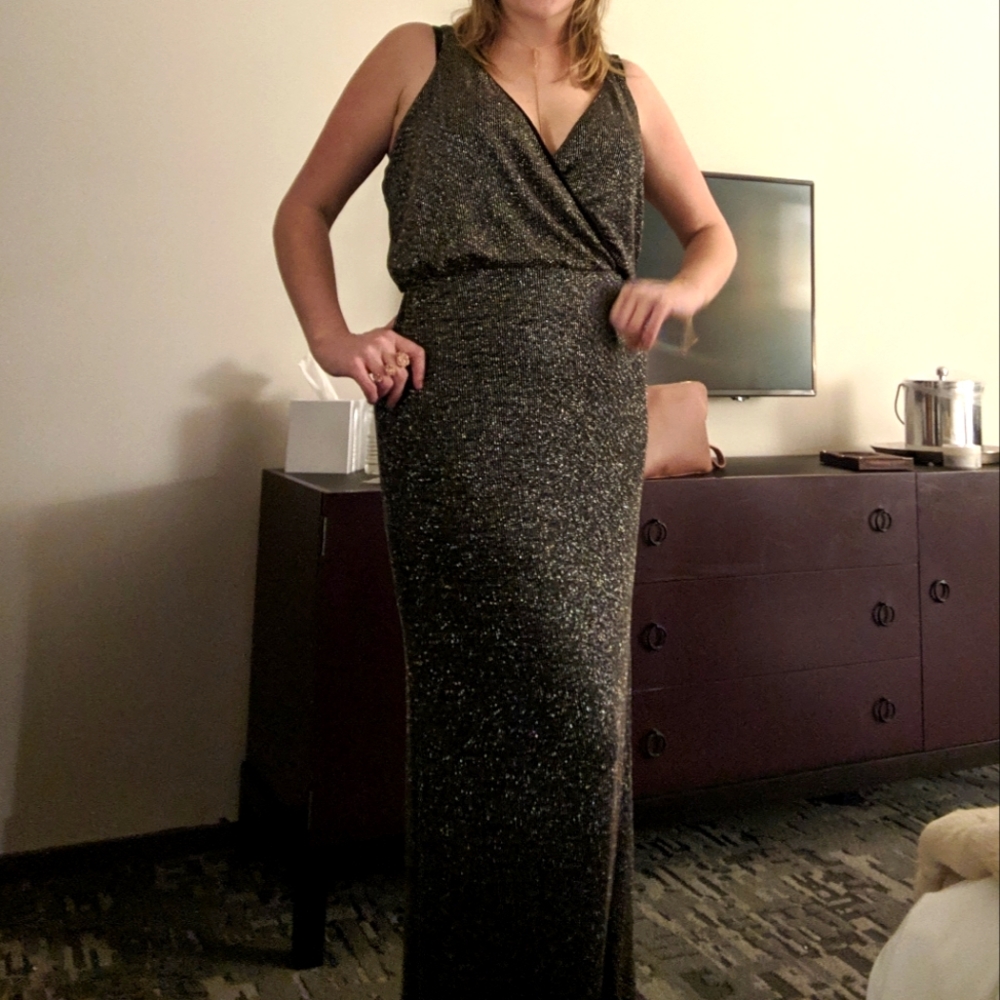 Vince Camuto Metalic Long Evening Gown